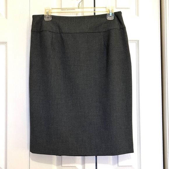 Joseph A. Pencil Skirt with Back Vents Med Grey Size 8 - Picture 11 of 13